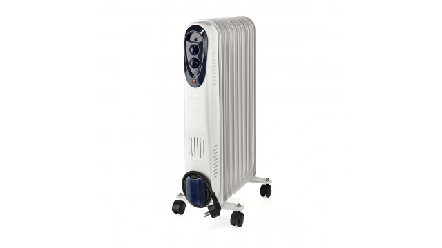 Nedis HTOI30WT9 Mobiele Olieradiator 800 / 1200 / 2000 W 9 Vinnen Instelbare Thermostaat 3 Warmte Standen Omvalpreventie Wit